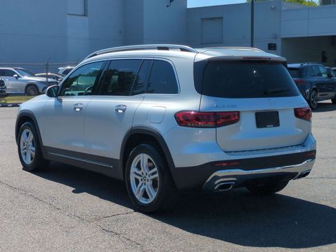 Used 2020 Mercedes-Benz GLB 250 4MATIC image 5