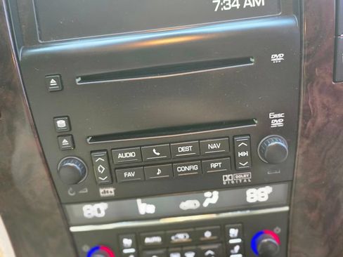 Used 2007 Cadillac Escalade AWD w/ Information Package image 14