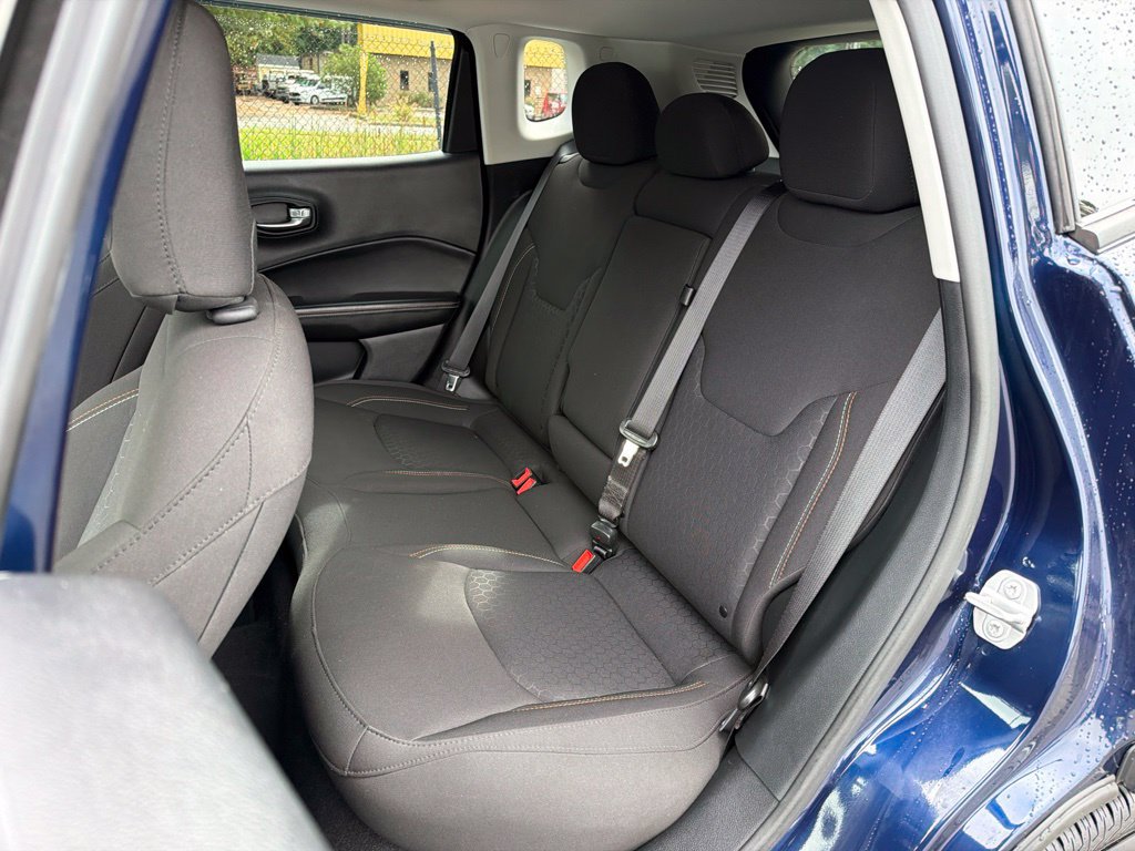 Used 2020 Jeep Compass Sport w/ Tech Group FWD image 19