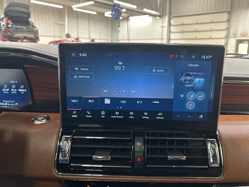 Certified 2024 Lincoln Navigator L Reserve image 20