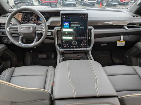 New 2026 GMC Yukon Elevation image 13