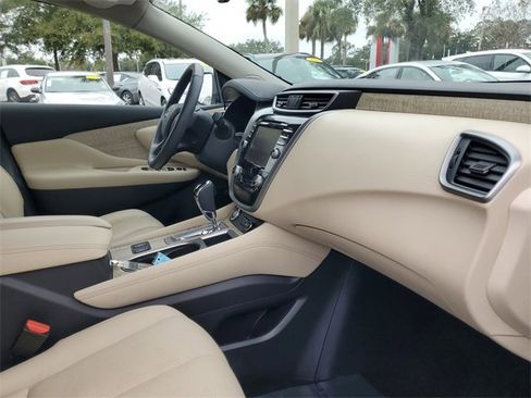 Used 2024 Nissan Murano SL image 34