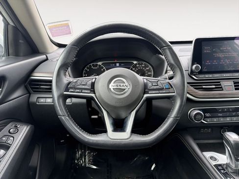 Used 2019 Nissan Altima 2.5 SL FWD image 13
