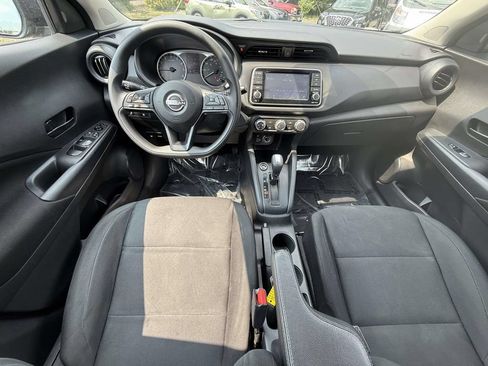 Used 2023 Nissan Kicks S FWD image 15