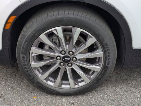 Used 2023 Chevrolet Blazer Premier w/ Driver Confidence II Package FWD image 11