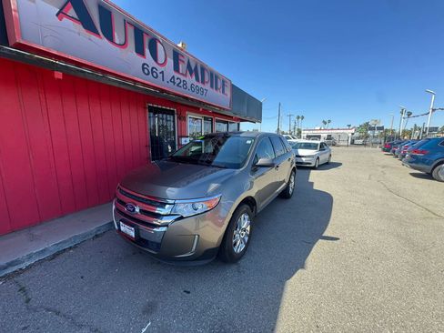 Used 2014 Ford Edge SEL w/ Equipment Group 205A FWD image 2