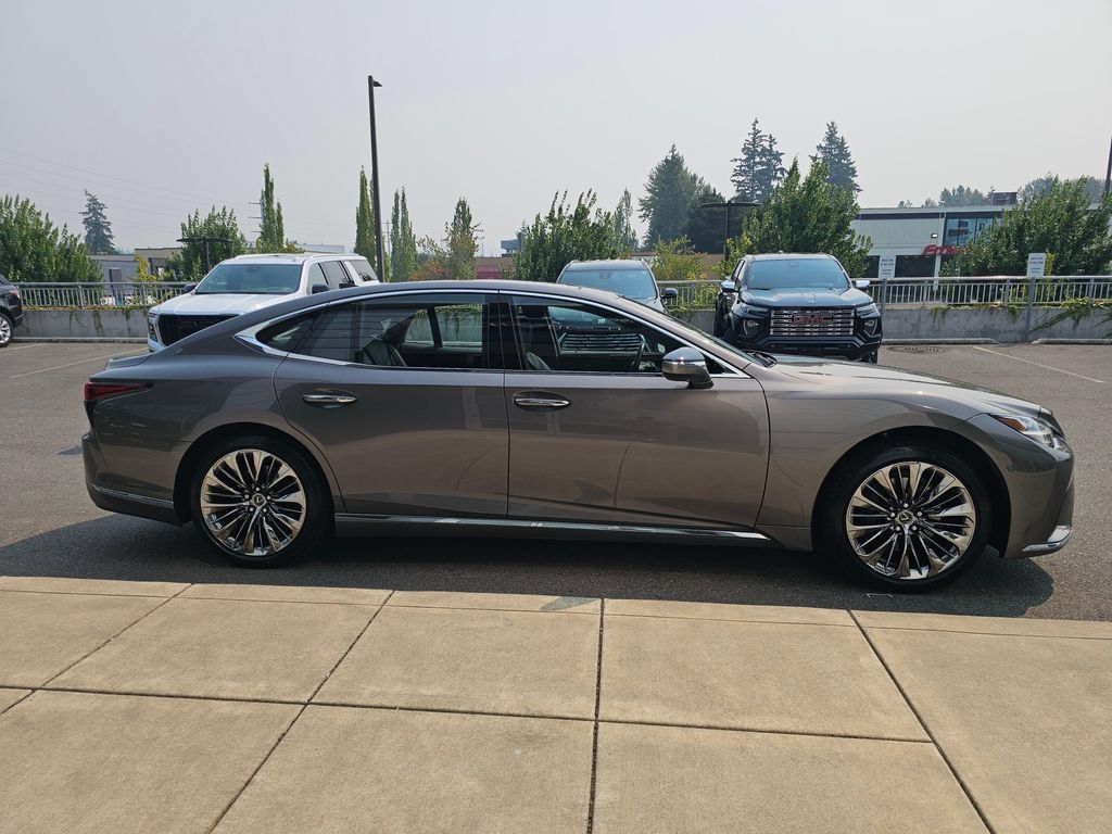 Used 2021 Lexus LS 500 AWD w/ Interior Upgrade Package image 8