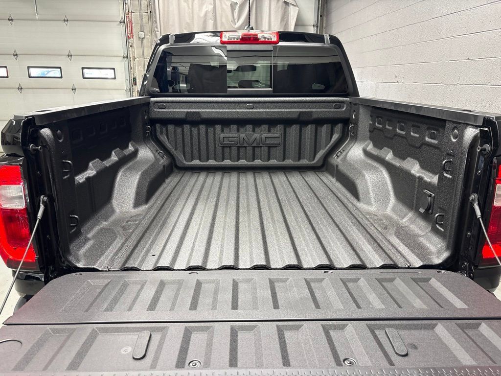 New 2026 GMC Canyon AT4 w/ Technology Plus Package AWD/4WD image 19