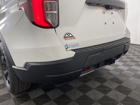 Used 2022 Ford Explorer Timberline image 7