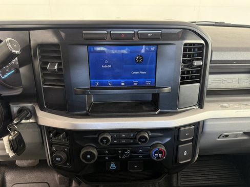 Used 2023 Ford F250 XL AWD/4WD image 18