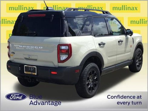 Certified 2025 Ford Bronco Sport Badlands w/ Badlands Tech Package AWD/4WD image 4