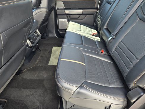 Used 2024 Ford F350 Platinum image 29