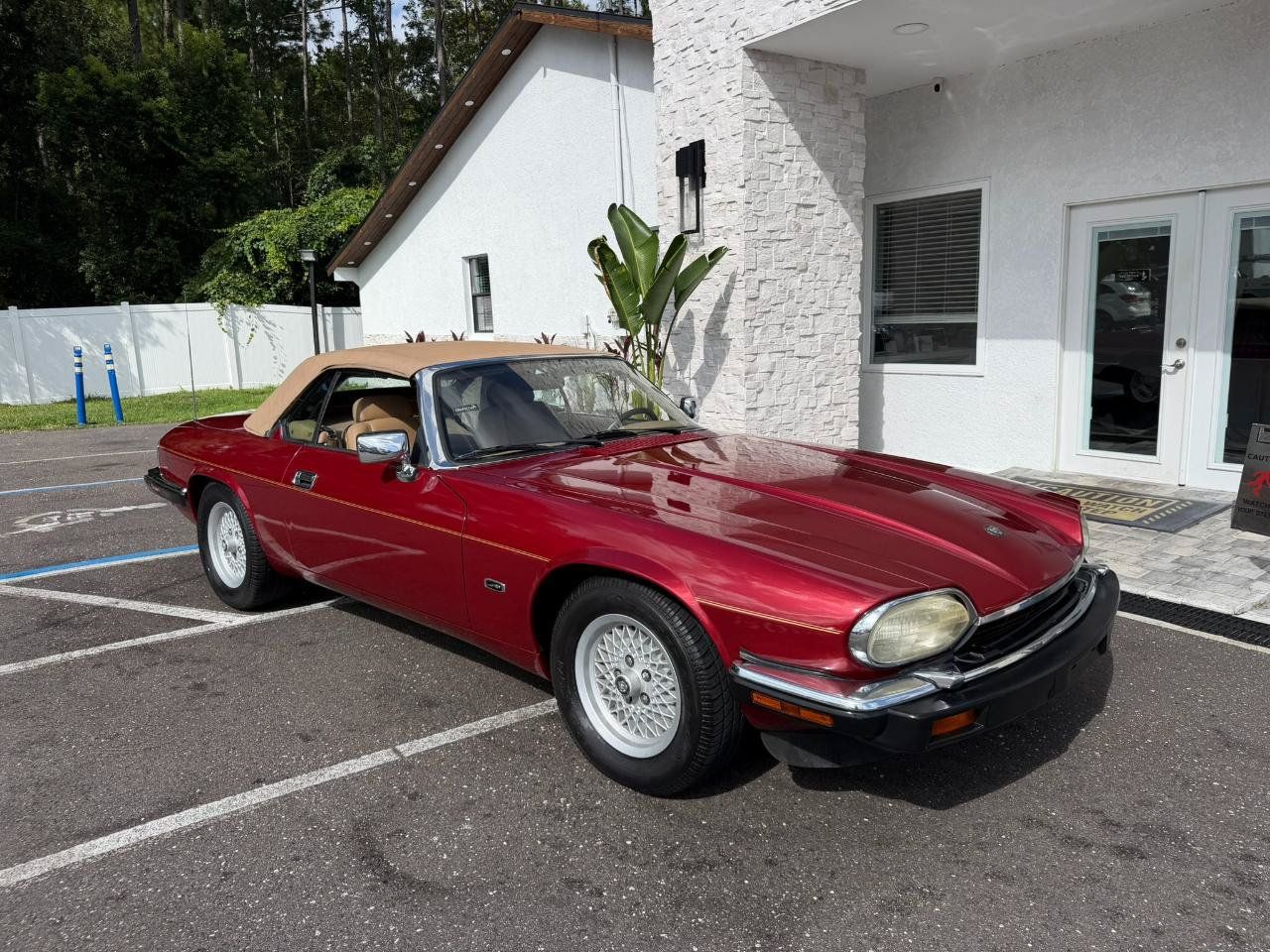 Used 1993 Jaguar XJS 4.0 Convertible RWD image 21