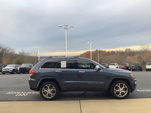 Used 2020 Jeep Grand Cherokee Limited image 4