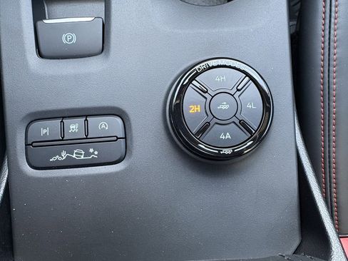 Used 2025 Ford Ranger Raptor image 23