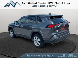 Used 2023 Toyota RAV4 LE FWD video 3