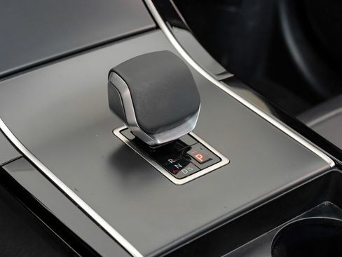 Used 2024 Land Rover Range Rover Velar Dynamic SE AWD/4WD image 29