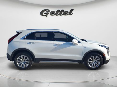 Used 2023 Cadillac XT4 Premium Luxury AWD/4WD image 3
