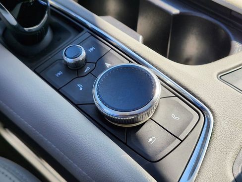 Certified 2024 Cadillac XT6 Premium Luxury AWD/4WD image 27