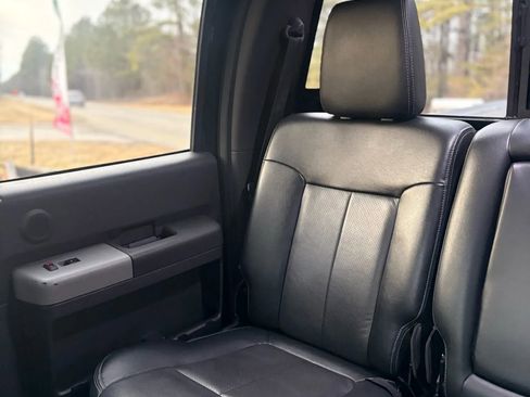 Used 2016 Ford F350 Lariat w/ Lariat Ultimate Package image 33