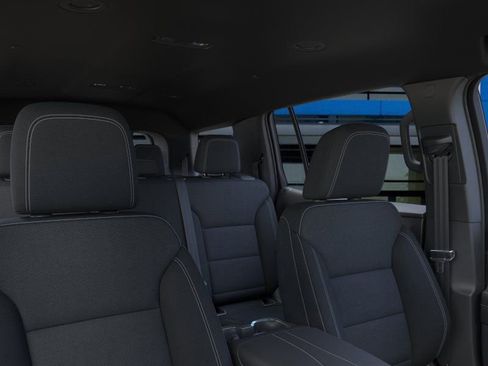 New 2026 Chevrolet Traverse LT image 24