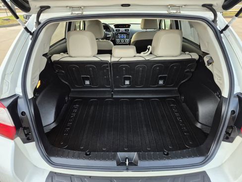 Used 2017 Subaru Crosstrek 2.0i Limited image 9