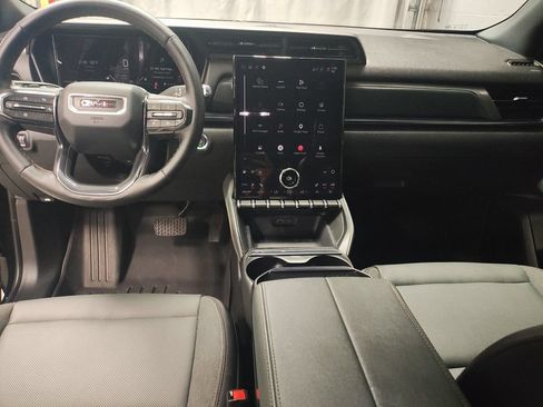 Used 2026 GMC Terrain AT4 AWD/4WD image 30