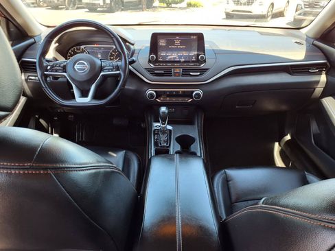 Used 2021 Nissan Altima 2.5 SR FWD image 18