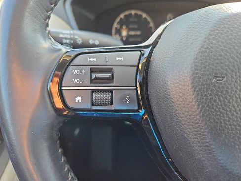 Certified 2023 Honda HR-V EX-L image 21