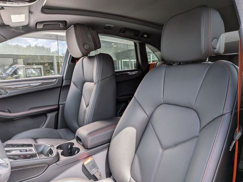 New 2026 Porsche Macan S AWD/4WD image 4