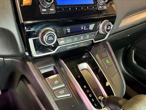 Used 2018 Honda CR-V LX image 16