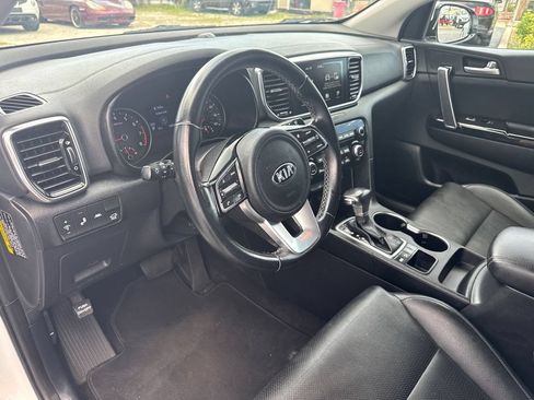 Used 2021 Kia Sportage EX AWD/4WD image 12