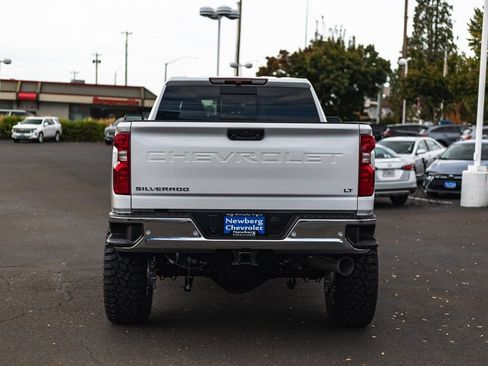 New 2025 Chevrolet Silverado 3500 LT w/ All Star Edition image 9