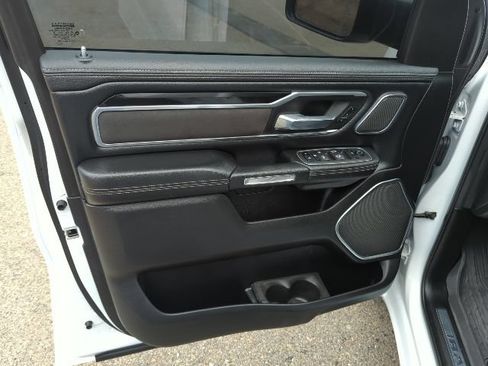 Used 2022 RAM 1500 Laramie RWD image 17