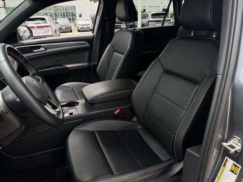 Used 2023 Volkswagen Atlas Cross Sport SE FWD image 26