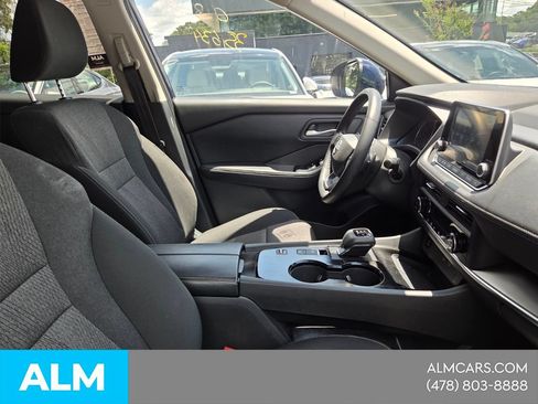 Used 2025 Nissan Rogue SV FWD image 15