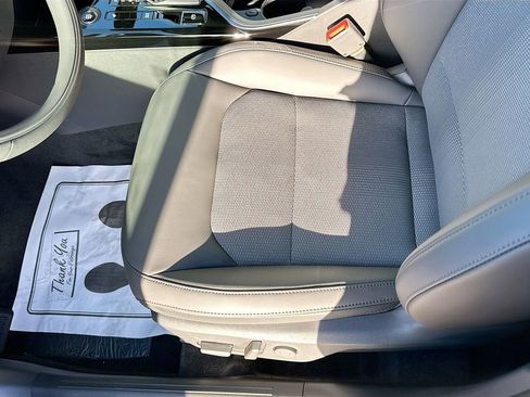 New 2026 Kia Niro EX FWD image 20