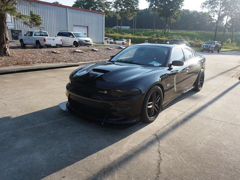 Used 2018 Dodge Charger R/T Scat Pack w/ Dynamics Package RWD image 24
