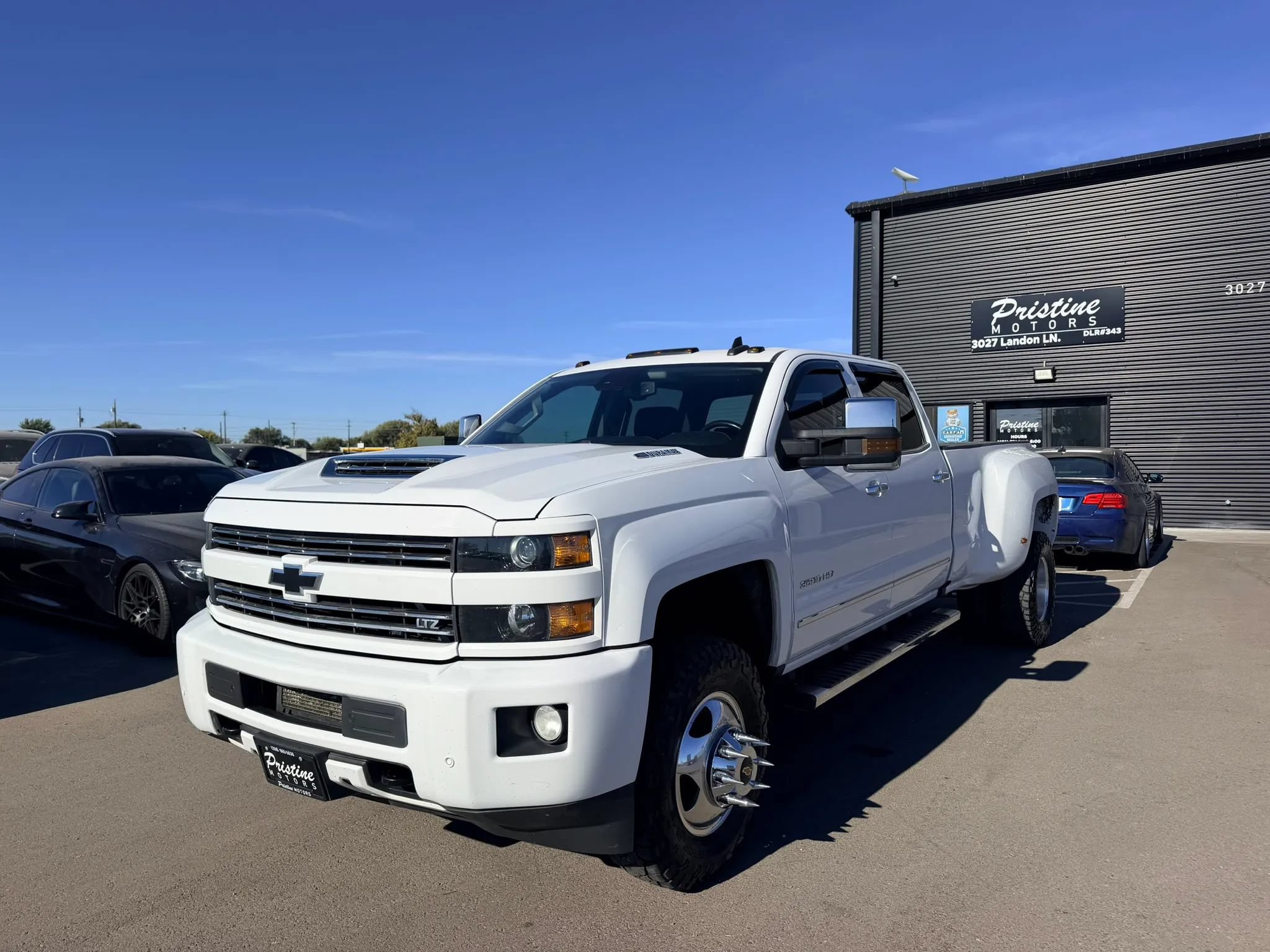 Used 2019 Chevrolet Silverado 3500 LTZ w/ Duramax Plus Package AWD/4WD image 1