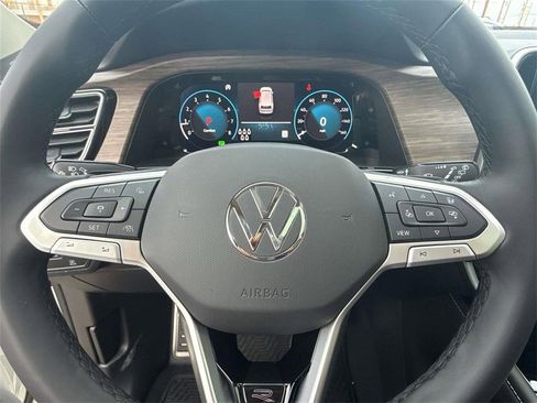 New 2026 Volkswagen Atlas SEL Premium R-Line AWD/4WD image 17