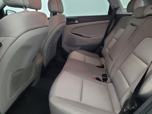 Used 2016 Hyundai Tucson SE w/ Option Group 02 image 18