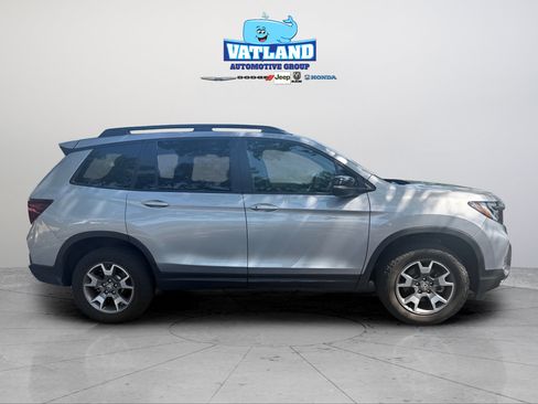 Certified 2023 Honda Passport TrailSport image 12