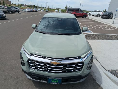 Certified 2025 Chevrolet Equinox LT AWD/4WD image 6