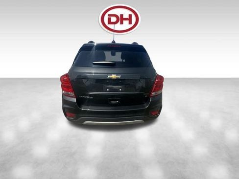 Used 2018 Chevrolet Trax LT AWD/4WD image 10