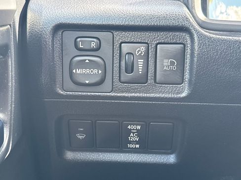 Used 2020 Toyota 4Runner Limited AWD/4WD image 36