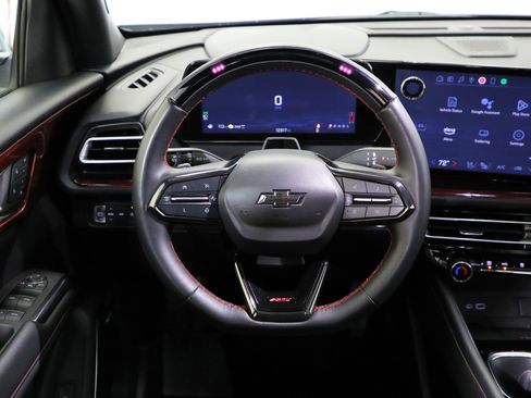 Used 2024 Chevrolet Traverse RS image 5