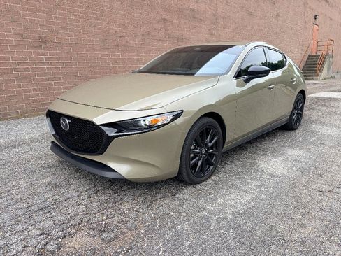 Used 2024 MAZDA MAZDA3 s AWD/4WD image 1
