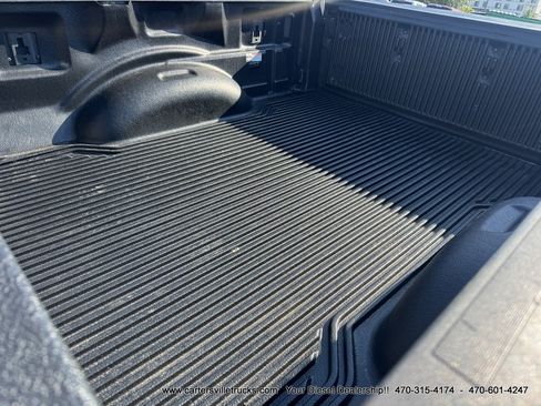 Used 2017 Ford F250 XL w/ Power Equipment Group AWD/4WD image 22