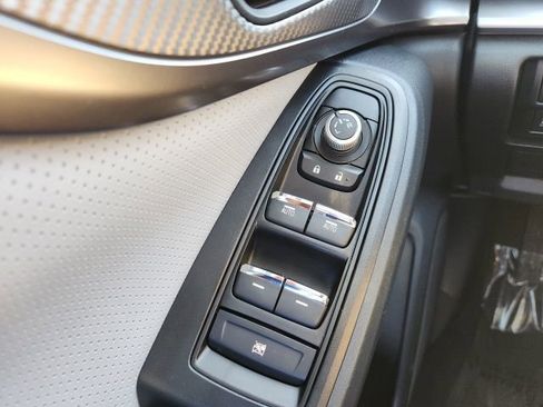 Certified 2023 Subaru Crosstrek 2.5i Limited w/ Moonroof Package image 42