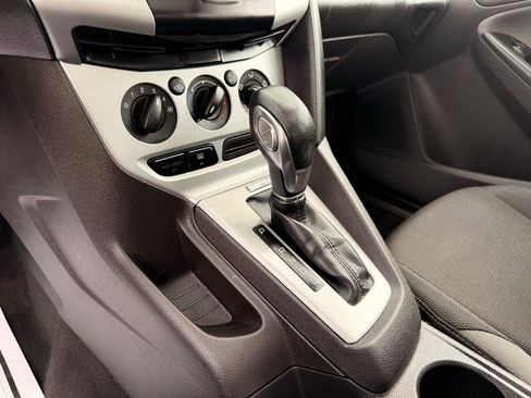Used 2014 Ford Focus SE FWD image 10